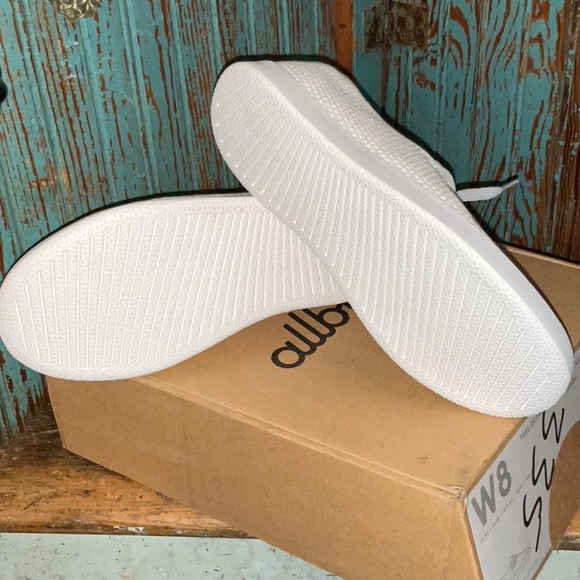 Allbirds Tree Skippers like new 8 - Picture 5 of 6